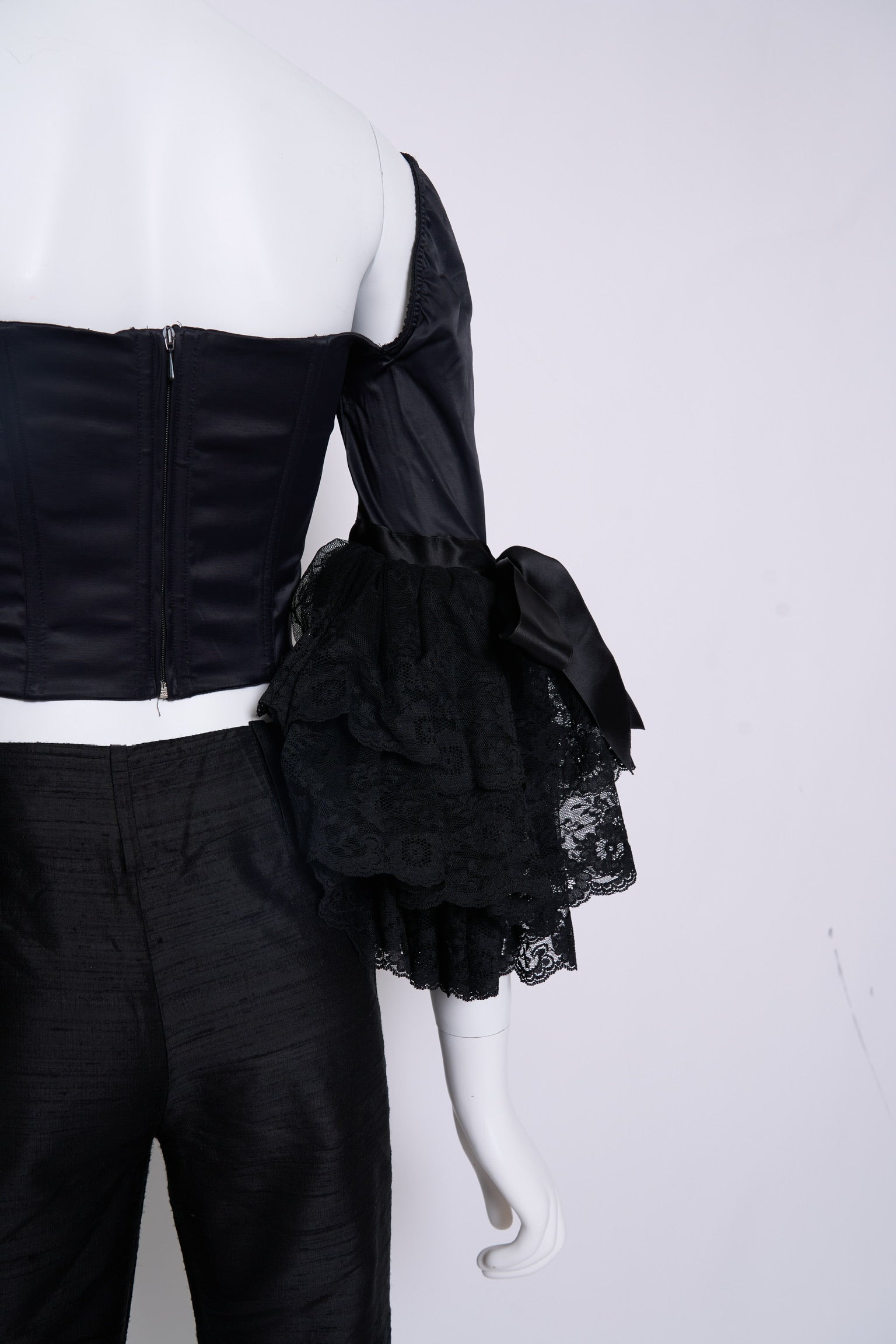 Preowned Dolce & Gabbana Spring 2000 Black Lace Corset Pants Set